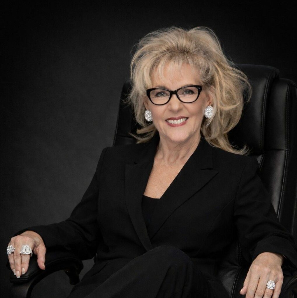 Kenda Summers, Certified Master Hypnotist in The Villages, Florida